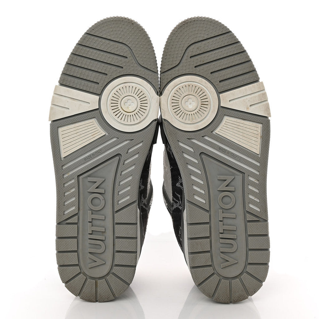 Calfskin Embossed Monogram Denim Mens LV Trainer Sneakers 5.5 Grey